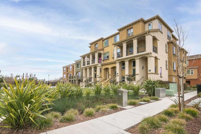 38950 Dandelion Place, Newark, CA 94560