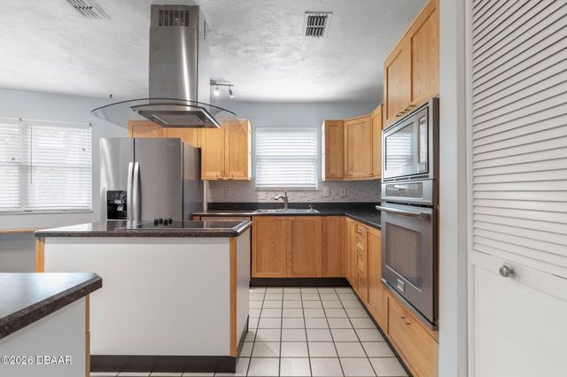 60 Kingsley Circle, Ormond Beach, FL 32174