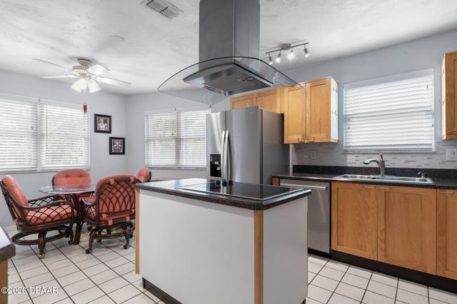 60 Kingsley Circle, Ormond Beach, FL 32174