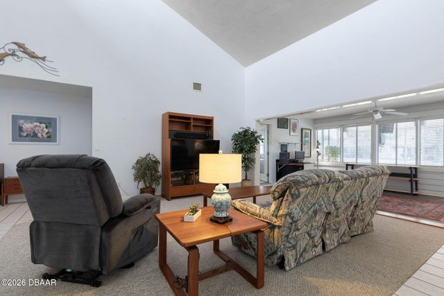 60 Kingsley Circle, Ormond Beach, FL 32174