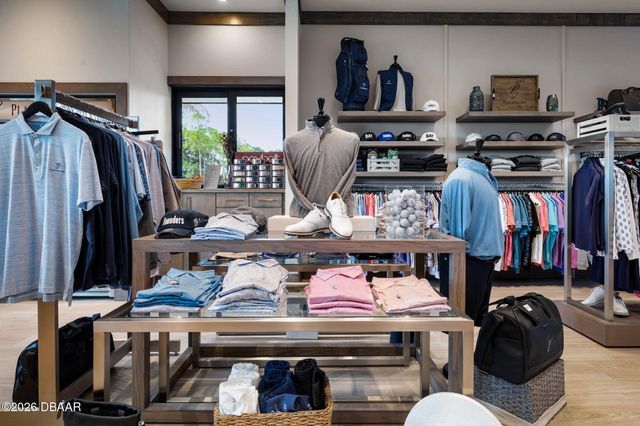 60 Kingsley Circle, Ormond Beach, FL 32174