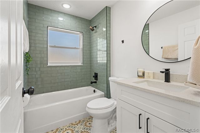 9300 N Satinwood Terrace, Citrus Springs, FL 34433