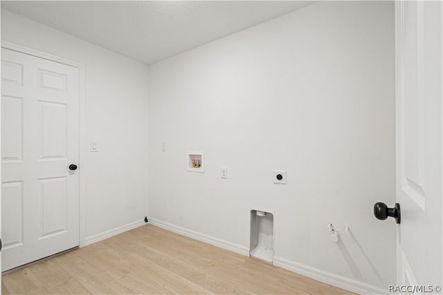 9300 N Satinwood Terrace, Citrus Springs, FL 34433