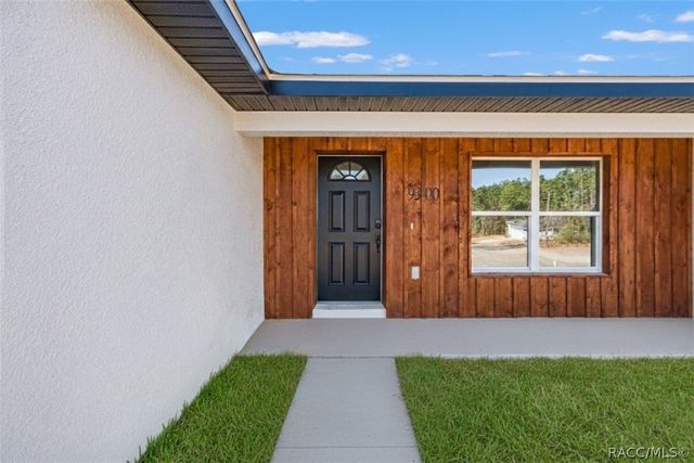 9300 N Satinwood Terrace, Citrus Springs, FL 34433