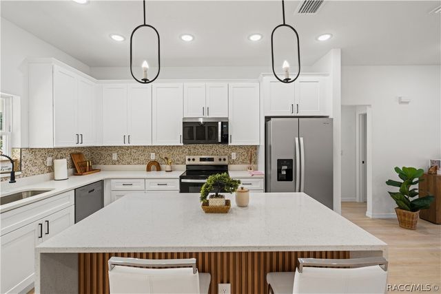 9300 N Satinwood Terrace, Citrus Springs, FL 34433