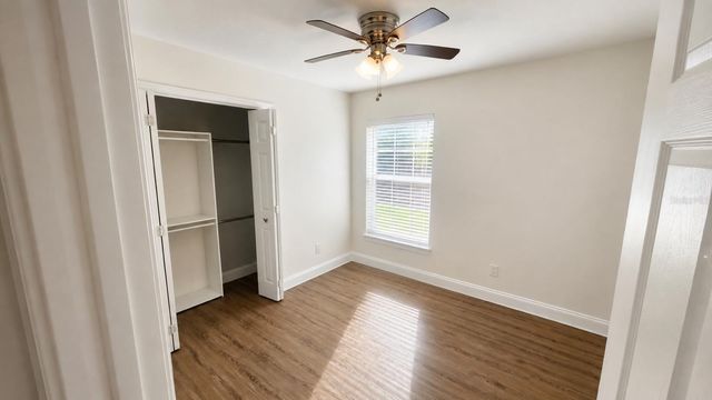 1712 ERIN BROOKE DRIVE, Valrico, FL 33594