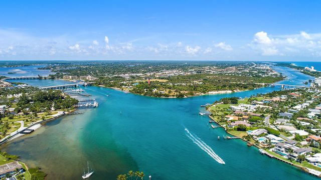 200 Beach Road 202, Tequesta, FL 33469