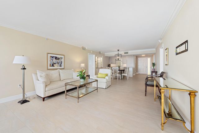 200 Beach Road 202, Tequesta, FL 33469
