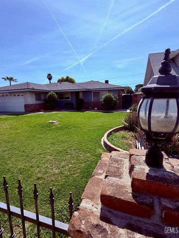 3405 Kennedy Avenue, Bakersfield, CA 93309