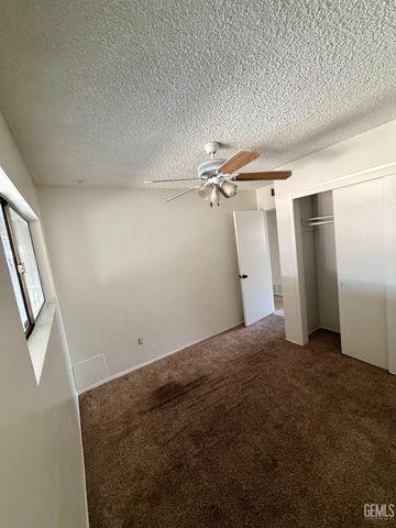 3405 Kennedy Avenue, Bakersfield, CA 93309