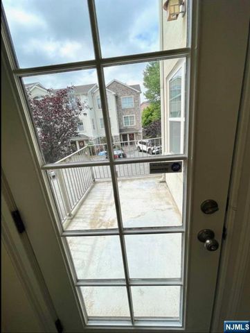 1625 Paterson Plank Road 18, Secaucus, NJ 07094