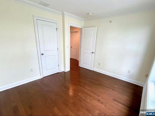 1625 Paterson Plank Road 18, Secaucus, NJ 07094