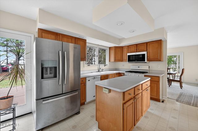 9136 County Road Ef, Delta, OH 43515