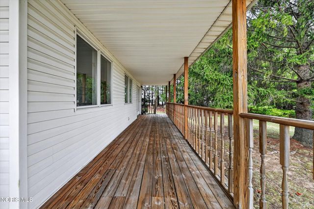 9136 County Road Ef, Delta, OH 43515