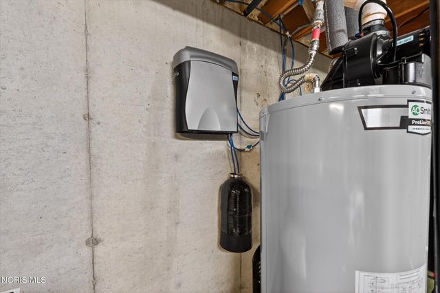 9136 County Road Ef, Delta, OH 43515