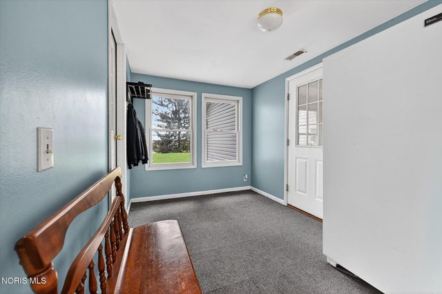 9136 County Road Ef, Delta, OH 43515