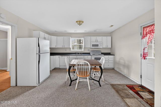 9136 County Road Ef, Delta, OH 43515