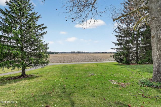 9136 County Road Ef, Delta, OH 43515