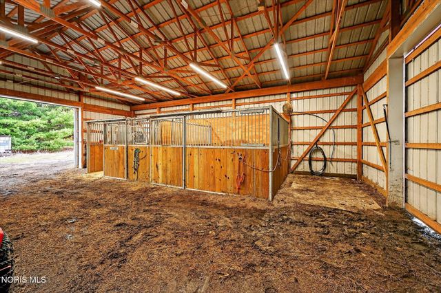 9136 County Road Ef, Delta, OH 43515