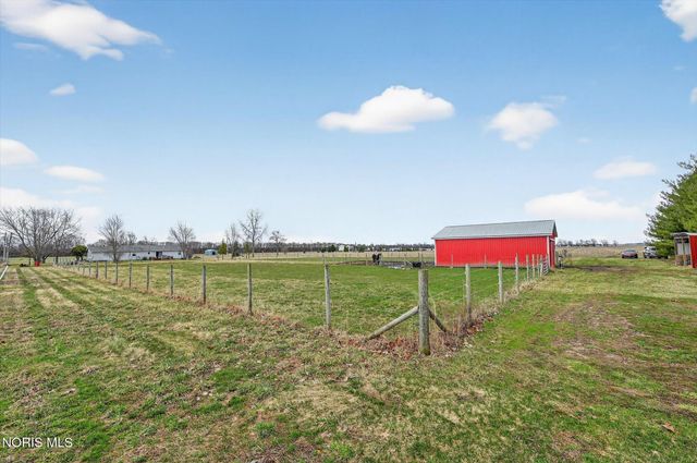 9136 County Road Ef, Delta, OH 43515