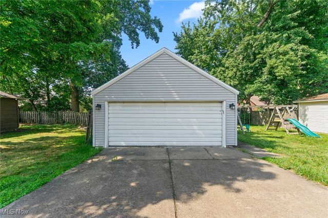 242 Oakley Avenue, Boardman, OH 44512