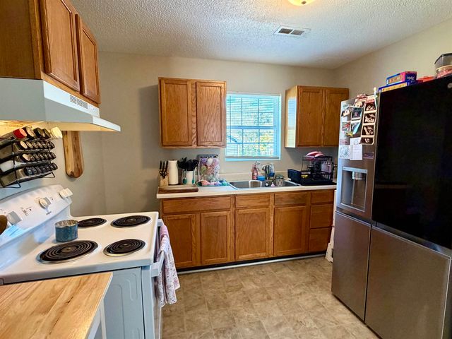 185 Scenic Ave, Campobello, SC 29322