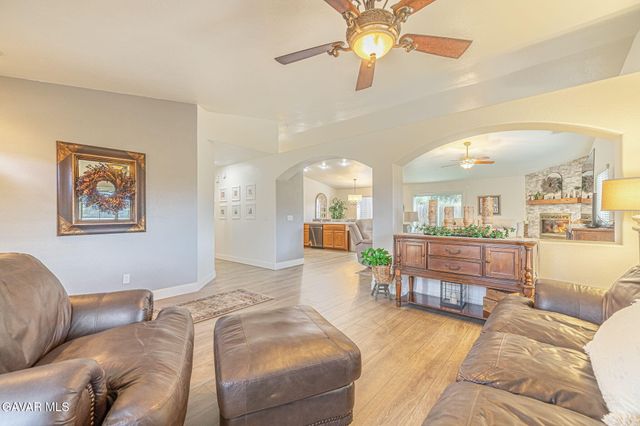 19812 Breeze Place, Tehachapi, CA 93561