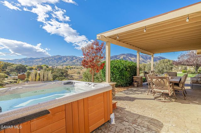 19812 Breeze Place, Tehachapi, CA 93561