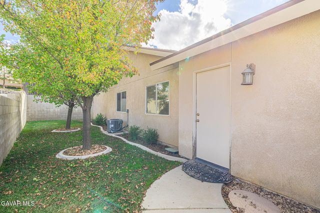 19812 Breeze Place, Tehachapi, CA 93561