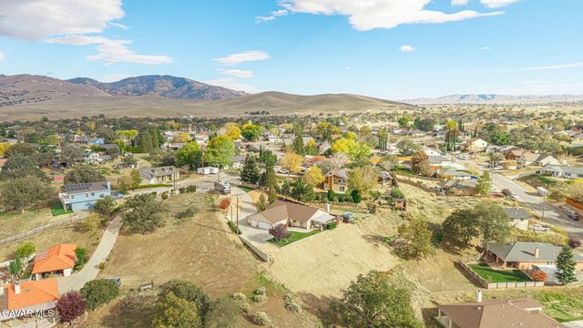 19812 Breeze Place, Tehachapi, CA 93561