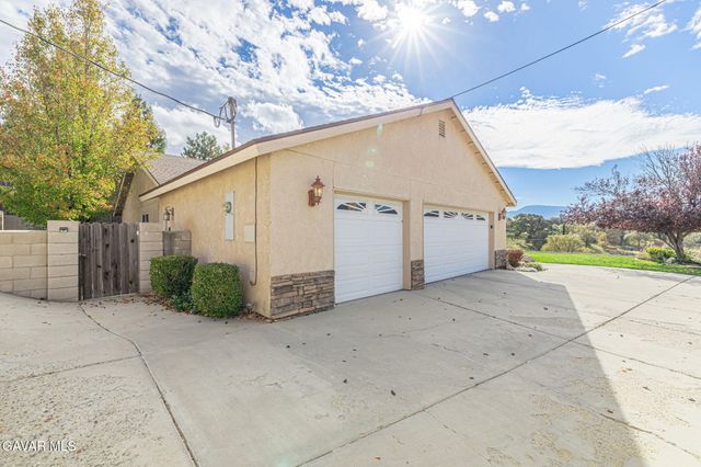 19812 Breeze Place, Tehachapi, CA 93561