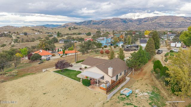 19812 Breeze Place, Tehachapi, CA 93561