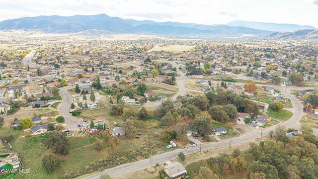 19812 Breeze Place, Tehachapi, CA 93561