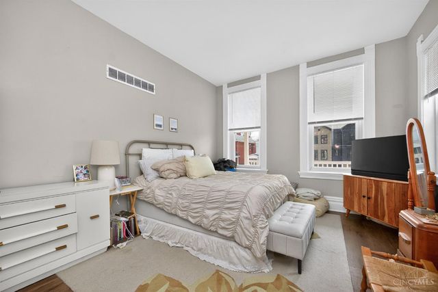 964 Windsor Street, Cincinnati, OH 45206
