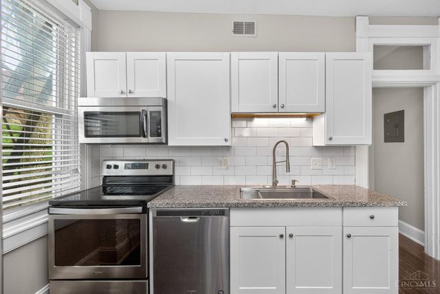 964 Windsor Street, Cincinnati, OH 45206