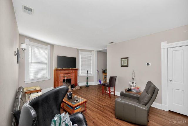 964 Windsor Street, Cincinnati, OH 45206