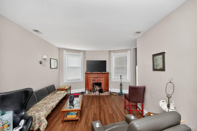 964 Windsor Street, Cincinnati, OH 45206