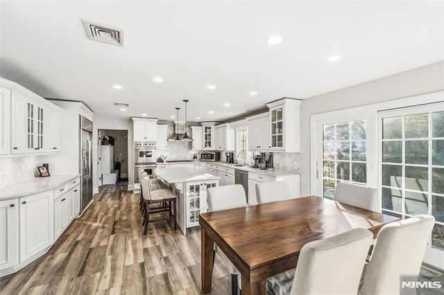 27 Pine Hill Road, Old Tappan, NJ 07675