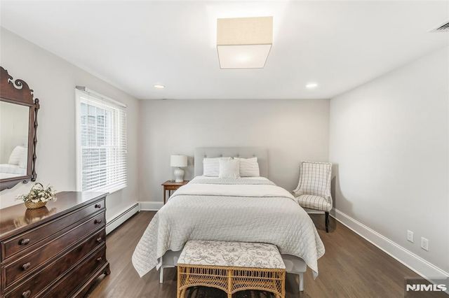 27 Pine Hill Road, Old Tappan, NJ 07675