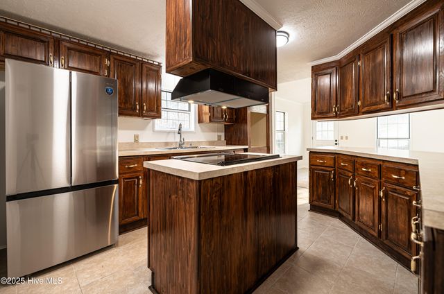 142 Pine Valley Lane, West End, NC 27376