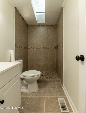 142 Pine Valley Lane, West End, NC 27376