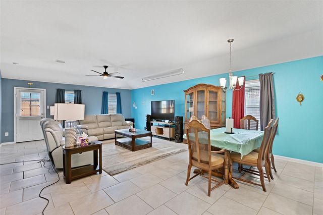 714 Calm Court, Rosharon, TX 77583