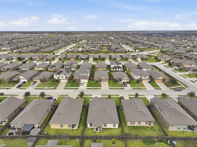 714 Calm Court, Rosharon, TX 77583