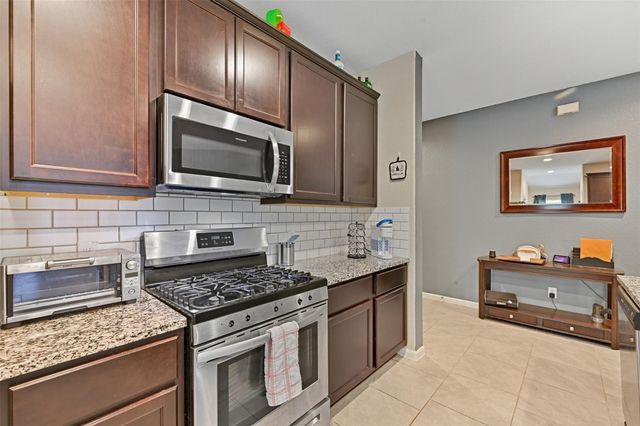 714 Calm Court, Rosharon, TX 77583