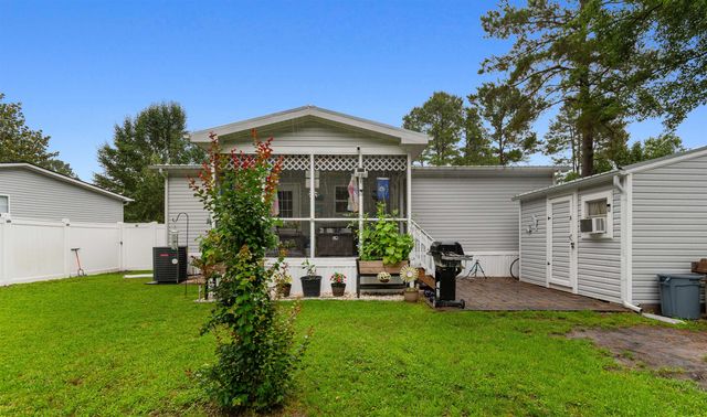 978 Jamestown Rd., Conway, SC 29526