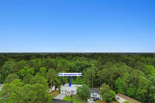 978 Jamestown Rd., Conway, SC 29526