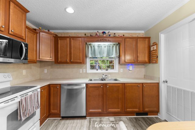 978 Jamestown Rd., Conway, SC 29526