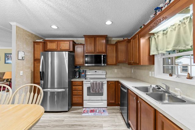 978 Jamestown Rd., Conway, SC 29526