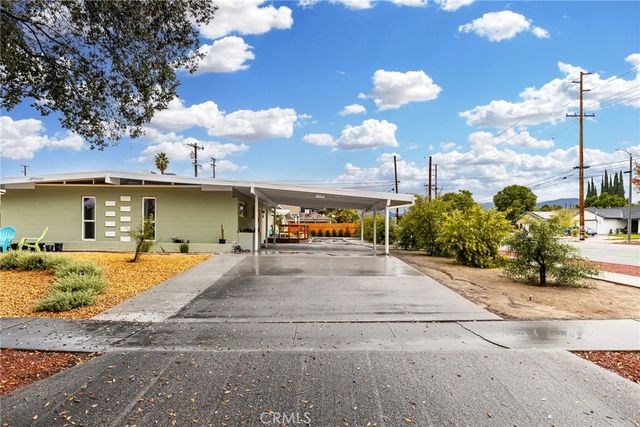 1335 Campus Avenue, Redlands, CA 92374