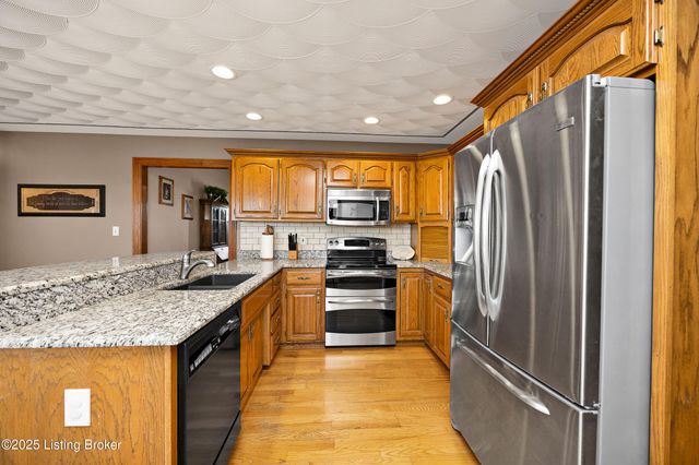 260 Durbin Ln, Coxs Creek, KY 40013